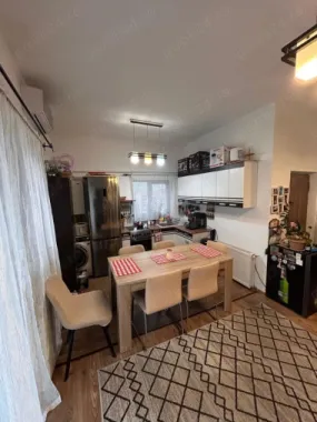 BRASADAS vinde ap 3 cam etaj 5/5 in zona Carpati 2.