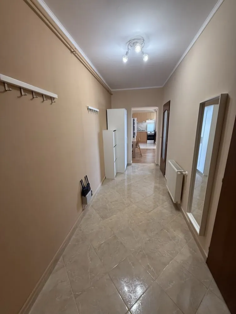 BRASADAS vinde ap 2 cam Carpati 2 - Agentia Imobiliara BRASADAS vinde apartament cu 2 camere mobilat si utilat in Carpați 2, Str. Bârgăului la etajul 1. Www.brasadas.com.
