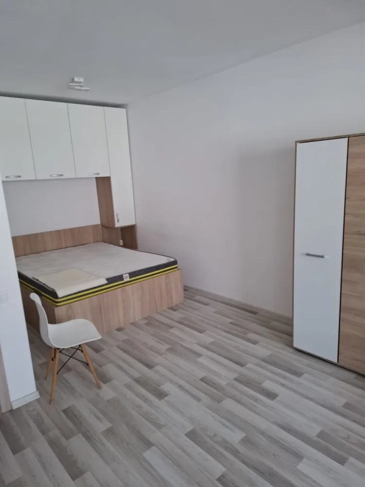 BRASADAS inchiriaza ap 2 cam PARTER zona Metalurgiei. - Agentia Imobiliara BRASADAS inchiriaza apartament cu doua camere situat la PARTER in zona Metalurgiei. Pretul contine TVA. Apartamentul are balcon si parcare. Www.brasadas.com
