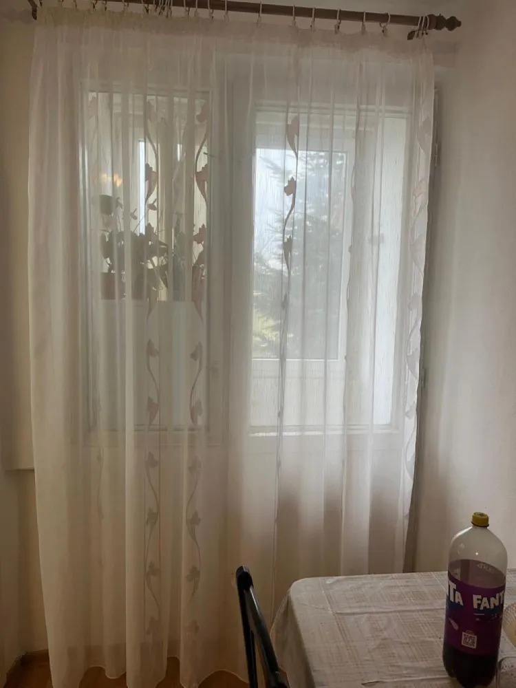 BRASADAS vinde garsoniera utilata etaj 1/4 Ostrovului. - Agentia Imobiliara BRASADAS vinde garsoniera mobilată utilată 22mp, etaj 1/4 zona Ostrovului. Www.brasadas.com