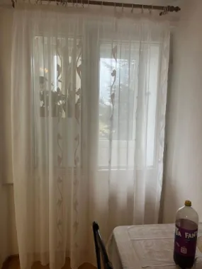 BRASADAS vinde garsoniera utilata etaj 1/4 Ostrovului.