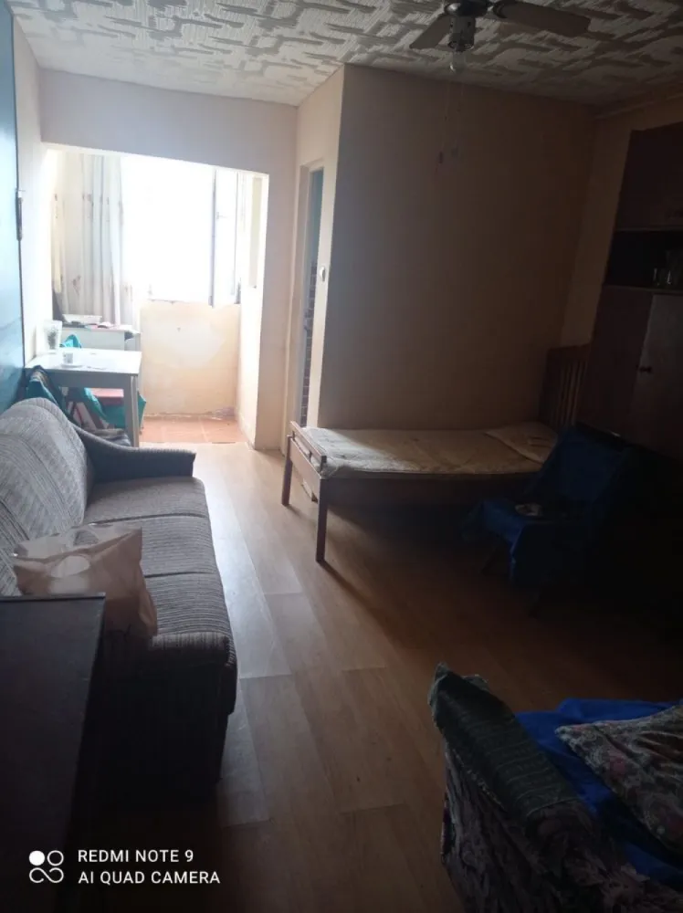 BRASADAS vinde garsoniera confort 2 la etajul 1 pe Ostrovului. - Agentia Imobiliara BRASADAS vinde garsonieră confort 2 situată pe strada Ostrovului, nr 2. Garsoniera este la etajul 1 din 4 Se vinde mobilată/utilată conform poze. Www.brasadas.com.