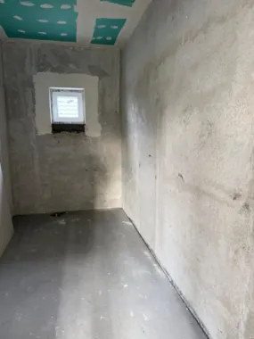Casa de vanzare în lazuri