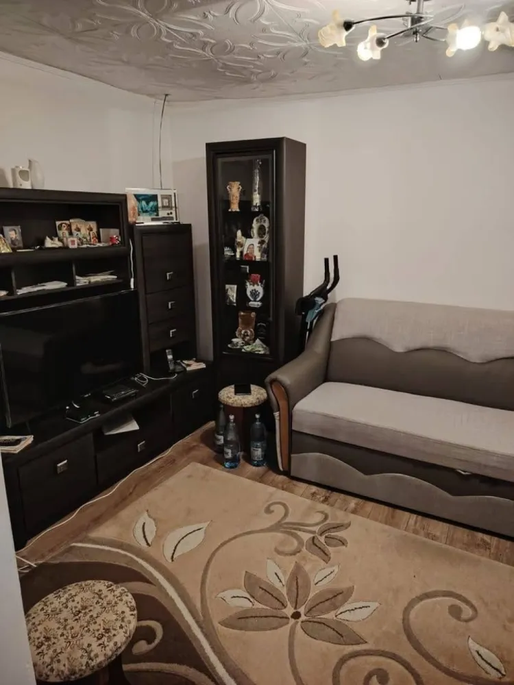 Casă 2 camere Str. Danton
