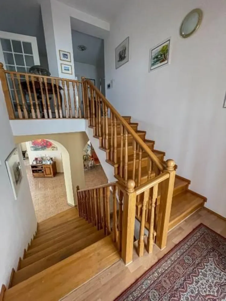 BRASADAS vinde casă tip D P M cu teren 17 ari in Bercu Roșu.