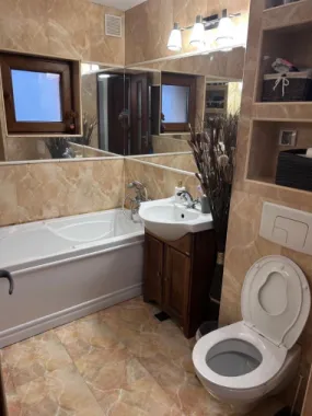 BRASADAS vinde ap 4 cam Mărăști 78mp Mobilat Utilat.