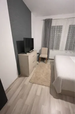 BRASADAS vinde DUPLEX 3 cam | Mobilată | Terasă, curte.