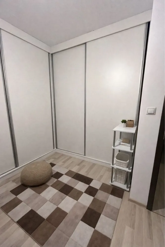BRASADAS vinde DUPLEX 3 cam | Mobilată | Terasă, curte.