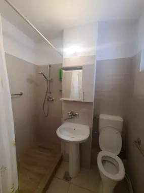 BRASADAS vinde ap 2 cam etaj 2/4 în Micro 15.