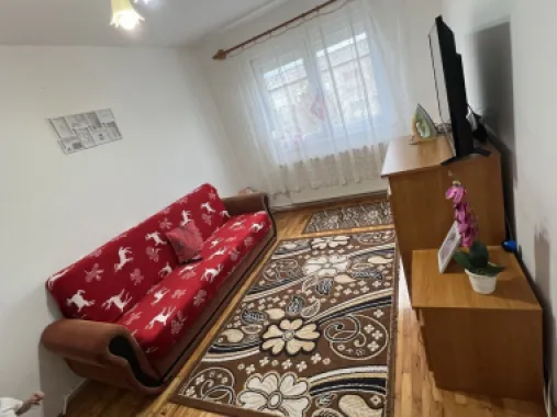 Vand Apartament 2 camere 4/4. Mobilat si utilat