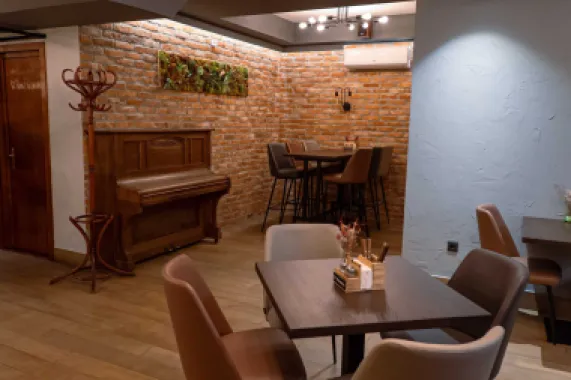 Spațiu comercial. Restaurant/Pizzerie/Pub