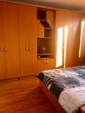 BRASADAS vinde ap 2 cam etaj 4/4 ULTRACENTRAL
