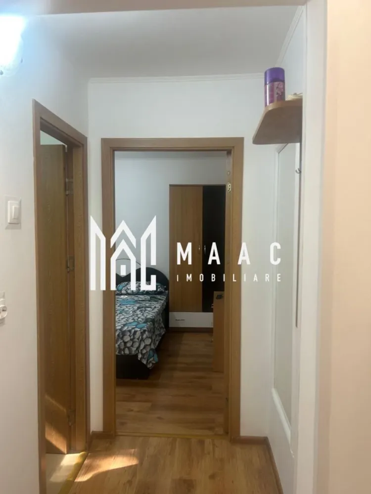 Garsoniera | Nord | Parter - Garsonieră mobilată și utilată – Zonă Nord, la cheie MAAC Imobiliare vă propune spre vânzare o garsonieră cochetă, situată la parter, într-o zonă liniștită din nordul orașului, aproape de toate punctele de interes: școli, grădinițe, magazine și spital. Zonă: Nord – locație accesibilă și apreciată Etaj: Parter Stare: Se vinde mobilată și utilată complet gata de mutare Mediu: Liniștit, ideal pentru locuit sau investiție Garsoniera este amenajată cu bun gust, dispune de toate utilitățile necesare și se vinde la cheie, oferind confort imediat fără a necesita investiții suplimentare. Avantaje: * Parter – acces ușor și practic * Zonă excelentă, aproape de școli, magazine și spital * Se vinde mobilată și utilată complet * Ideală pentru locuință proprie sau investiție (închiriere rapidă) Pentru mai multe detalii și programarea unei vizionări, contactați MAAC Imobiliare, specificand ID: CP2784443 - SP }}