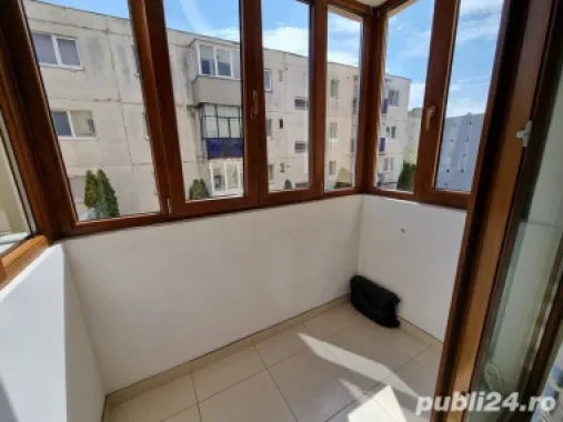 Apartament cu 3 camere