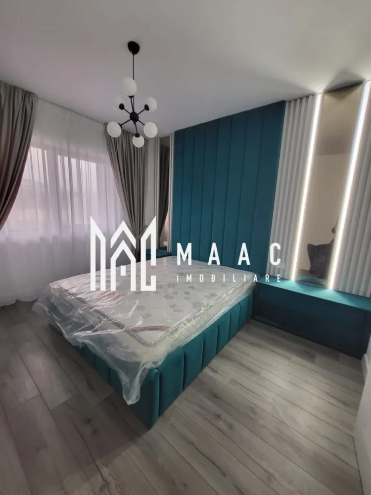 Apartament 3 Camere | Vedere Lac | Mobilat si Utilat - Apartament modern 3 camere, 115 mp – mobilat complet, vedere superbă spre lac – Dem Rădulescu Vânzare prin MAAC Imobiliare Descoperă un apartament deosebit, situat într-un imobil nou și modern, pe strada Dem Rădulescu, la etajul 7, beneficiind de o vedere panoramică spectaculoasă spre lac. Cu o suprafață de 115 mp construiți, acest apartament îmbină perfect eleganța, confortul și funcționalitatea – ideal pentru o familie modernă sau pentru investiție. Detalii și compartimentare: Living generos, cu acces la balcon și vedere deschisă spre lac Bucătărie complet utilată, cu electrocasnice moderne Două dormitoare spațioase și luminoase Două băi elegante, finisate cu materiale premium Hol cu spații de depozitare bine organizate Apartamentul se vinde complet mobilat și utilat, cu mobilier de calitate și dotări moderne, gata pentru a fi locuit imediat. Alte avantaje: Vedere panoramică spre lac Lift modern Loc de parcare disponibil Zonă liniștită, aproape de magazine, școli, transport public și zone verzi Locație: Dem Rădulescu Etaj: 7 / imobil nou Suprafață: 115 mp construiți Camere: 3 Stare: Nou, mobilat și utilat complet Un apartament premium, într-o zonă liniștită, cu priveliște superbă și acces facil către toate punctele de interes din oraș. Contact: MAAC Imobiliare – pentru detalii și programarea unei vizionări. - CP2784440 }}
