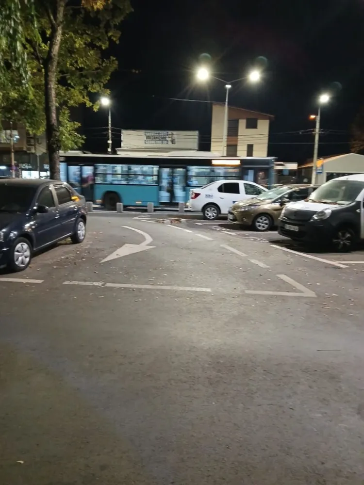 BRASADAS vinde 1815mp teren constr AUTORIZATIE Dr. TABEREI - Agentia imobiliara BRASADAS vinde teren intravilan cu toate utilitatile in suprafata de 1815mp. Zona Drumul Taberei cu AUTORIZATIE de constructie pentru 26 apartamente si un spatiu comercial de 205 mp. Suprafața totala desfasurata este de 4.000 mp. Www.brasadas.com.