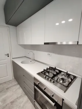 Inchiriez garsoniera Exigent Plaza 500€ Proprietar
