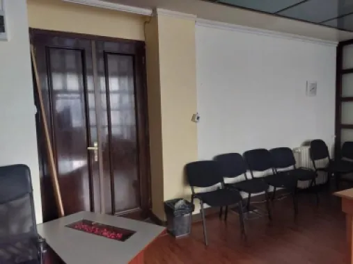 Ultracentral- spațiu birou, parter, Palatul UGIR
