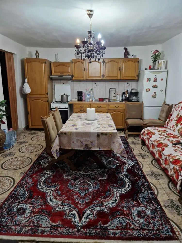 Vând casa Terebesti sau schimb