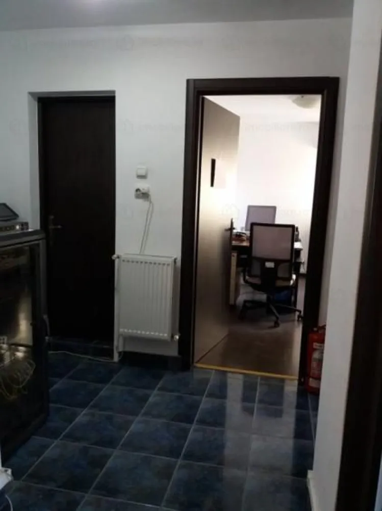 BRASADAS Inchirieriaza DUPLEX 5 camere BD. UNIRII