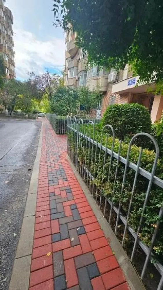 Inchiriez garsoniera nemobilata, Unirii, Goga, langa Camera de Comert, Inalta Cu