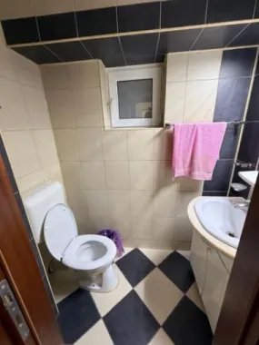 BRASADAS inchiriaza ap 3 cam birou/locuit - terasa - Unirii.