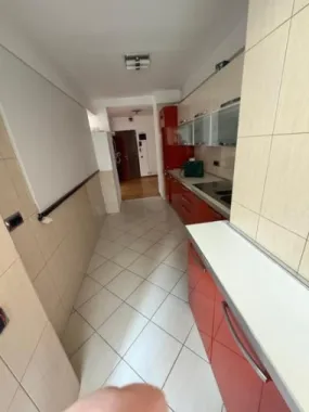 BRASADAS inchiriaza ap 3 cam birou/locuit - terasa - Unirii.