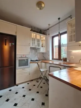 BRASADAS închiriază – Apartament istoric restaurat TINERETULUI