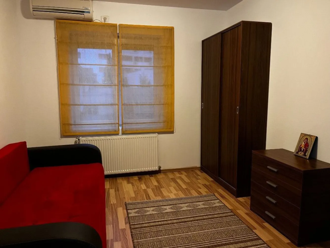BRASADAS inchiriaza APARTAMENT cu 3 camere zona Mihai Bravu