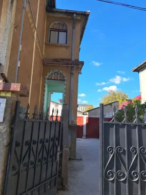 Casă cu etaj Botizului