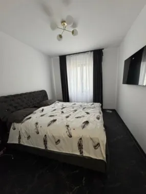 Vand casa str. Giulia ( odoreului )