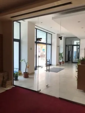BRASADAS vinde Cladire de Birouri Inchiriat in Zona Unirii.