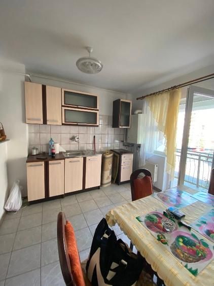 BRASADAS vinde ap 2 cam decomandat, 60,7 mp – Etaj 1, Carpați 2