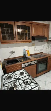 BRASADAS închiriază ap cam etaj 3/4 LIDL Careiului.