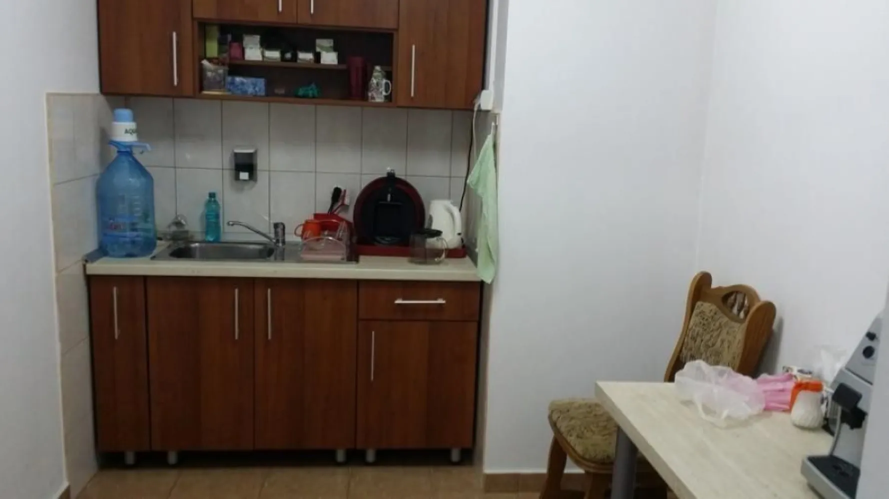 BRASADAS vinde ap 2 cam tip mansarda pe Ady Endre. - Agenția imobiliara BRASADAS vinde apartament tip mansarda pe Ady Endre cu 2 camere, living mare bucatarie si baie. Www.brasadas.com.