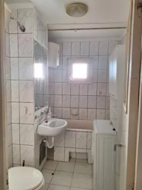 BRASADAS vinde ap 2 cam 4/4 RENOVAT Carpati II
