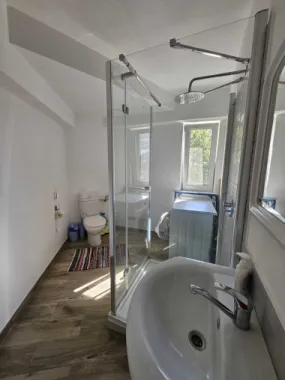 APARTAMENT 5 CAMERE 120000 euro negociabil