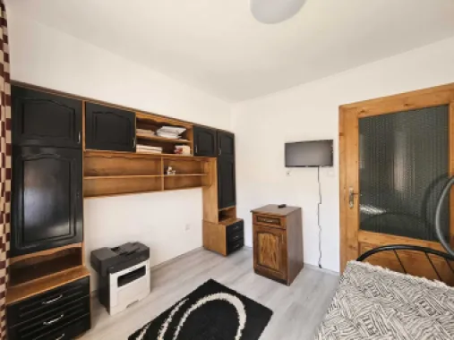 APARTAMENT 5 CAMERE 120000 euro negociabil