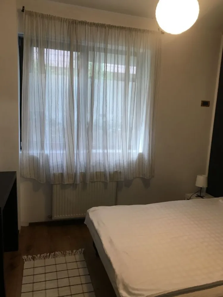 Splaiul Unirii, Mihai Bravu, parter in vila