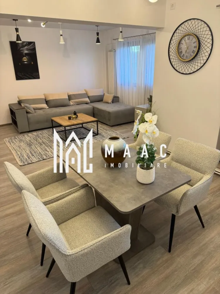 Apartament de lux cu 3 camere, vedere panoramică – zonă centrală - MAAC Imobiliare va propune spre inchirere un apartament elegant și rafinat, situat în inima orașului, într-un imobil modern, cu acces rapid către principalele puncte de interes: restaurante, centre comerciale, instituții de învățământ și zone de agrement. Detalii principale: 3 camere spațioase – living luminos și 2 dormitoare confortabile Bucătărie modernă cu zonă de luat masa separată 2 băi complet echipate 2 balcoane cu vedere panoramică asupra orașului Finisaje, mobilier și electrocasnice de înaltă calitate Complet mobilat și utilat de lux, pregătit pentru mutare imediată 📍 Zonă centrală, ideală pentru cei care își doresc confort, rafinament și accesibilitate într-un singur loc. ✅ Potrivit atât pentru rezidență personală, cât și pentru profesioniști care caută o locuință reprezentativă în centrul orașului . Va rog sa specificati id ul anuntului CP2783277 }}