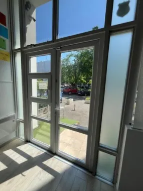 Spatiu comercial stradal Bd.Unirii - Traian - 70 mp