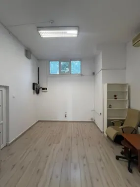 Spatiu comercial stradal Bd.Unirii - Traian - 70 mp