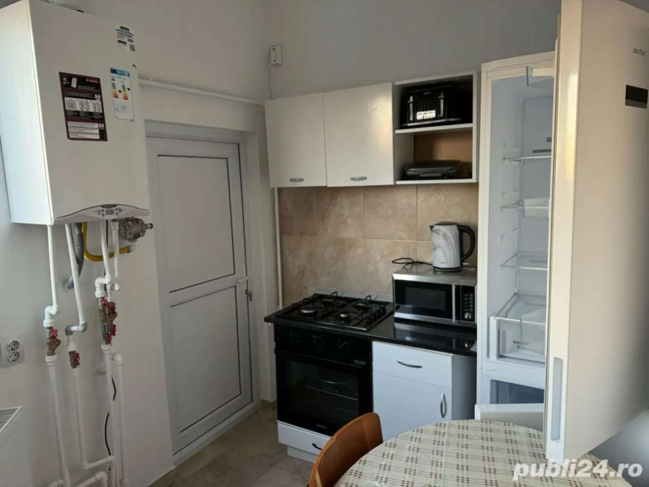 BRASADAS închiriază ap 2 cam Popa Tatu mobilat.