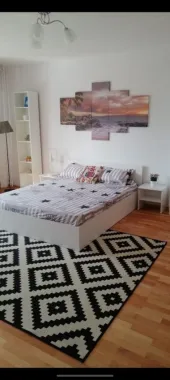 Închiriez Garsonieră Unirii