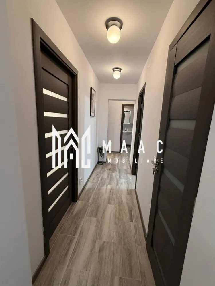 Apartament de lux cu 3 camere, vedere panoramică – zonă centrală