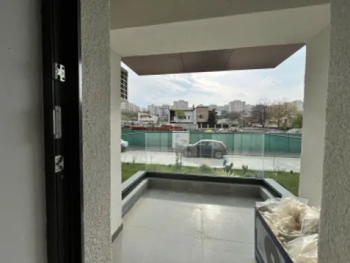 BRASADAS închiriază ap 2 cam etaj 2/5 ROKA RESIDENCE