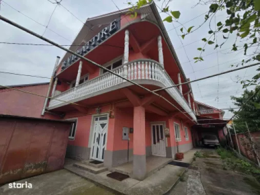 BRASADAS vinde casa pentru locuinta sau activitate comercială.