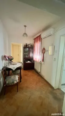 BRASADAS vinde ap 3 cam etaj 1/4 Careiului.