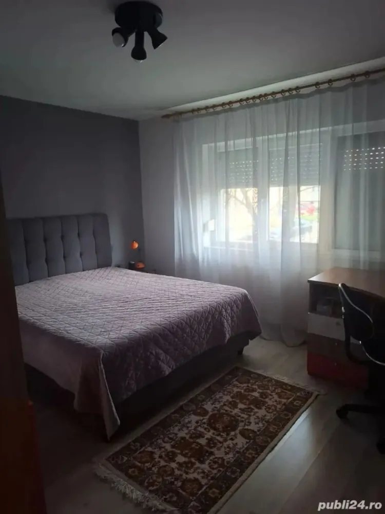 BRASADAS vinde ap 3 cam PARTER in Micro 17 - Agenția imobiliara BRASADAS vinde apartament 3 camere parțial mobilat in Micro 17 situat la parter cu suprafața de 77 metri pătrați având două băi și loc de parcare rezervat plus beci. www.brasadas.com.