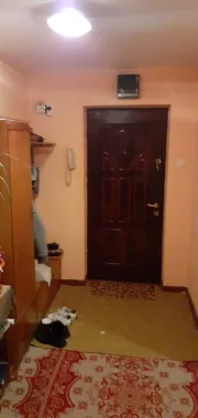 BRASADAS vinde ap 3 cam etaj 4/4 lângă Economic.